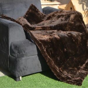 Luxurious Brown Faux Fur Throw Blanket